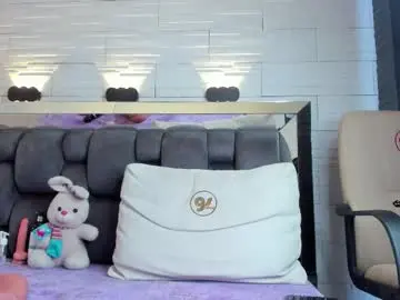 Jade_heartt  live sex cam