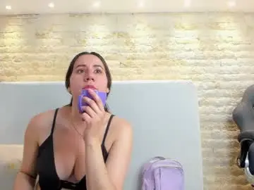 Jade_heartt  live sex cam
