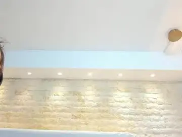 Jade_heartt  live sex cam