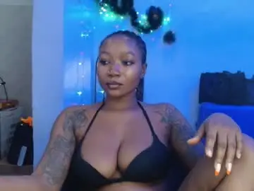Juicyxpink  live sex cam