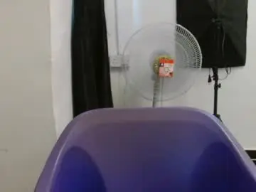 Juicyxpink  live sex cam