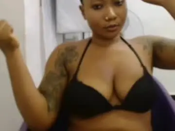Juicyxpink  live sex cam
