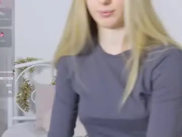 Lana__j  live sex cam