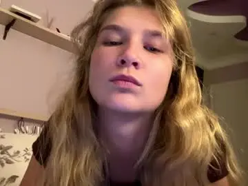 Leantraugh  live sex cam