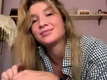 Leantraugh  live sex cam