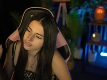 Luxeavelyn  live sex cam