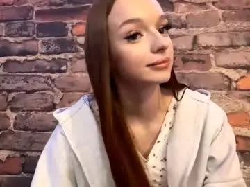 Lyndsayretort  live sex cam