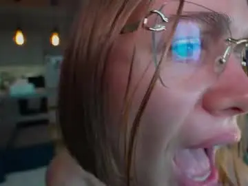 Molly_p  live sex cam