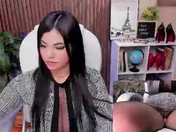 Naugthyelli  live sex cam