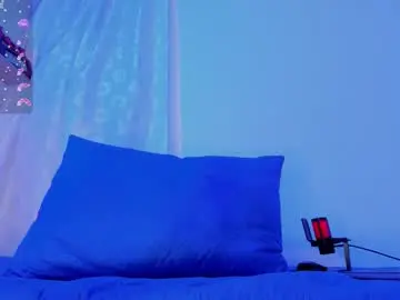 Nikyrosso  live sex cam