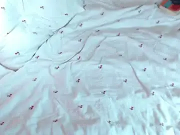 Q_t_pie  live sex cam