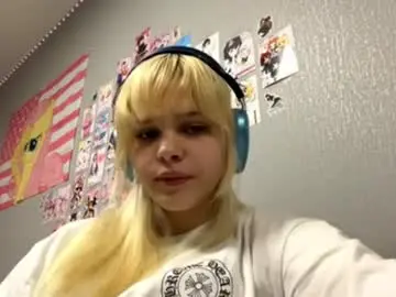 Raguellipscombe  live sex cam