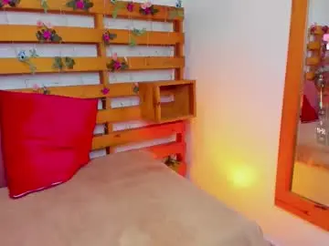 Softienymph  live sex cam