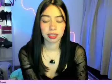 Sol_lunaa23  live sex cam