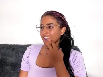 Taty_gomez_  live sex cam