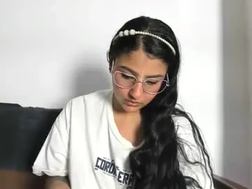 Taty_gomez_  live sex cam