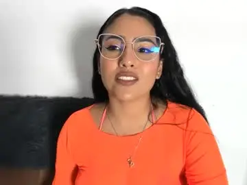 Taty_gomez_  live sex cam