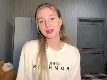 Tinavaleri  live sex cam