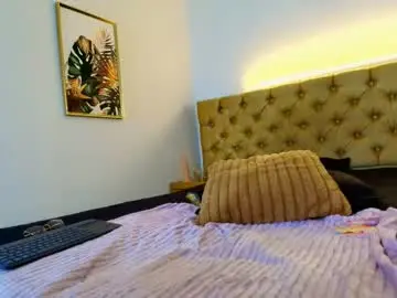 Yumiviolet  live sex cam