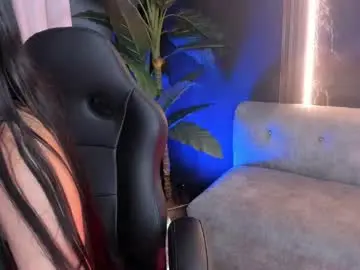 Aili_queen  live sex cam