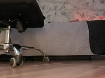 Bella_desi  live sex cam
