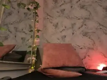 Bella_desi  live sex cam
