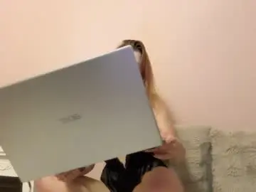 Cassandra_gardner  live sex cam