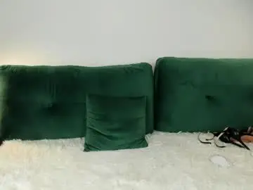 Intrigueeme  live sex cam