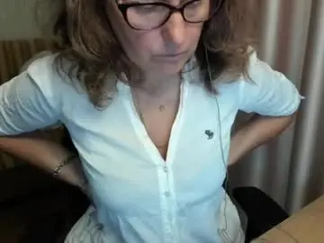 Lauraoven1  live sex cam