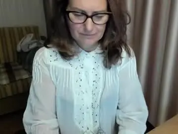 Lauraoven1  live sex cam