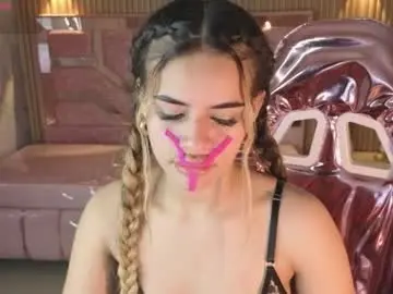 Lilith4_s  live sex cam