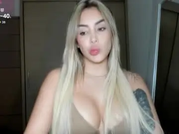 Mi_suk1  live sex cam