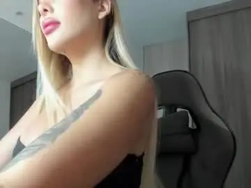 Mi_suk1  live sex cam