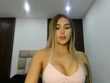 Mi_suk1  live sex cam