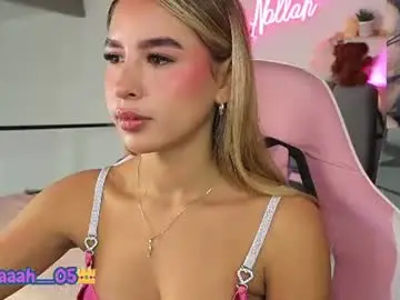 Nallah__  live sex cam