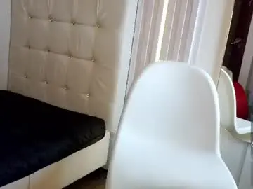 Noahsweet0  live sex cam