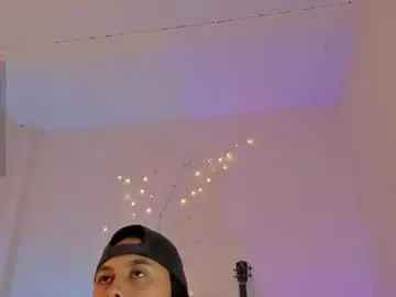 Owenfoxx1  live sex cam