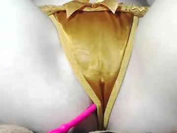 Sweet_kitten25  live sex cam