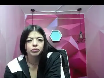 Valentina_purple  live sex cam