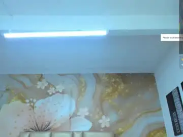 Yamirawalker  live sex cam