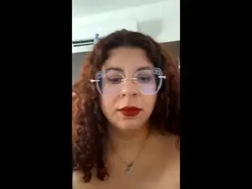 Zuflan6  live sex cam