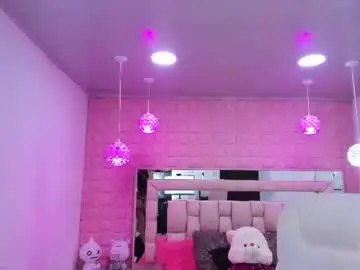 _laaura_  live sex cam