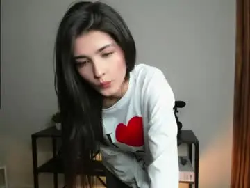 Brunet_vegass  live sex cam