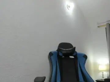 Debora_brown_  live sex cam