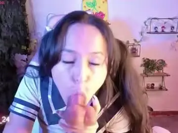 Eymmy_24  live sex cam