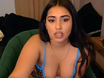 Foreignmaya  live sex cam