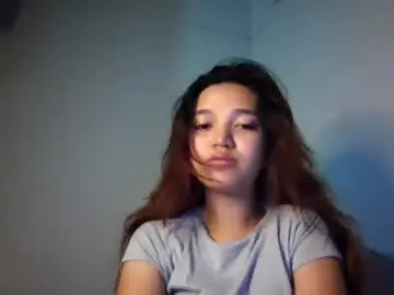 Juicyy_ann  live sex cam