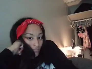 Korinnavaeh  live sex cam