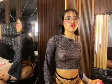 Kysha_lipss  live sex cam