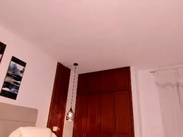 Lia_monroe1  live sex cam